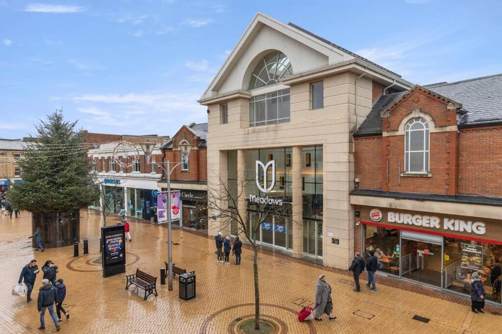 Chelmsford Centre View Sleep 4 Next Chelmer Canal Exterior photo
